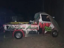 Mobil Pikap Karnaval...