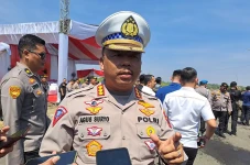 Sopir Truk Tabrakan...