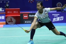 Putri KW Merasakan Tegang...