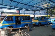 Pengemudi Angkot Bandung...