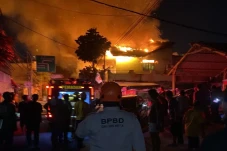 Rumah Terbakar di Palmerah,...