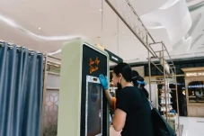Mengintip Mitos dan...