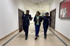 Gadis Indonesia Ini...