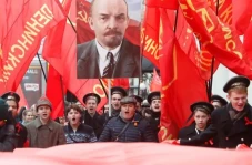 Sejarah Revolusi Bolshevik...