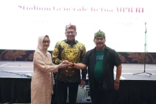 Pengukuhan Ikano Unpad,...