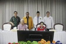 HT Paparkan Hasil Rapat...