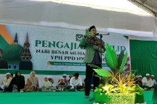 Hadiri Maulid Nabi,...