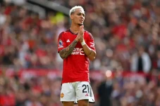 Man United Perbolehkan...