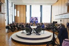Di Berlin, Sri Mulyani...