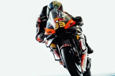 Brad Binder Putus Rekor...