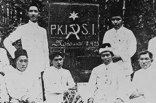 Mengulas Jejak Pertemuan...