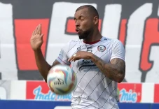 Profil Gustavo Almeida,...