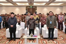 Erick Thohir Kembali...