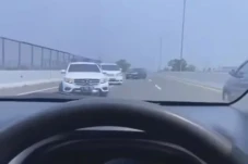 Viral Mobil Mewah Nekat...