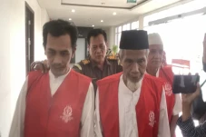 Dituntut Hukuman Mati,...