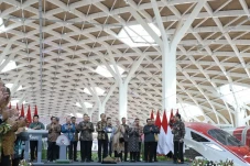 Kereta Cepat Jakarta-Bandung...