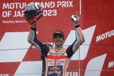 Marc Marquez Pisah dengan...