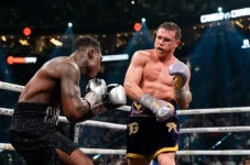 Oscar De La Hoya: Jermell...