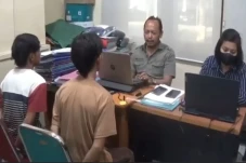 2 Pria di Bangkalan...