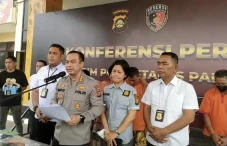 Beraksi di Palembang,...
