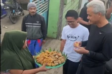 Sambut Hangat Ganjar...