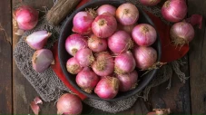 Khasiat Bawang Merah...