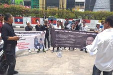 Diduga Kampanye Negatif...