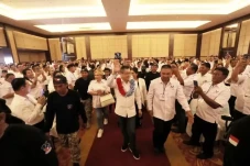 Rapat Konsolidasi di...