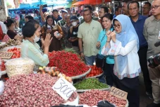 Wali Kota Susanti Pastikan...