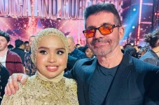 Pesan Khusus Simon Cowell...