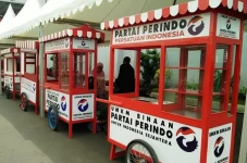 Terima Gerobak dari...