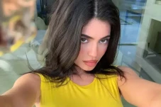 Kylie Jenner Hapus Postingan...