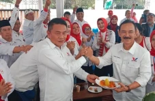 Rayakan HUT ke-9 Partai...