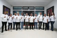 HT Bersilaturahmi dengan...
