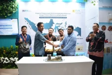 Teken MoU dengan EKN,...
