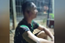 Anggota TNI Dikeroyok...