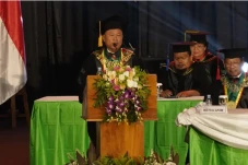 Rektor UNJ Paparkan...