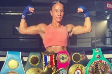 Amanda Serrano vs Danila...