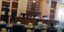 Defisit Anggaran Rp1,5...