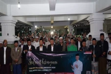 Relawan Gelar Selawat...
