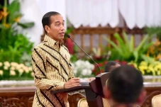 Terkait Capres Pilihan...