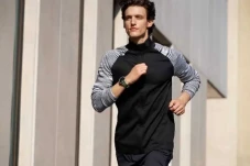 Smartwatch Jadi Ikon...