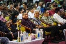 HT dan Ganjar Pranowo...