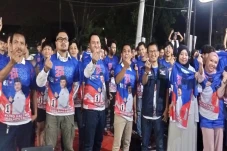 Gelar Turnamen Mobile...