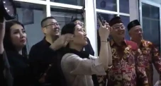 HT Kenang Keberadaan...
