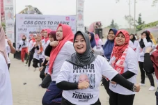 Sambangi Pabrik di Tegal,...