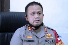 Profil AKBP Hendri Umar,...