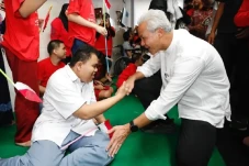 Ganjar Pranowo Tegaskan...