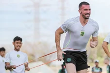 Persebaya Matangkan...