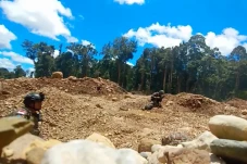 Mencekam! Satgas Gabungan...
